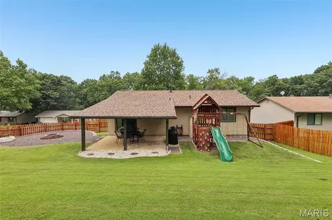 Exterior - 1326 Apollo Dr, Arnold, MO 63010 photo 12 of 23