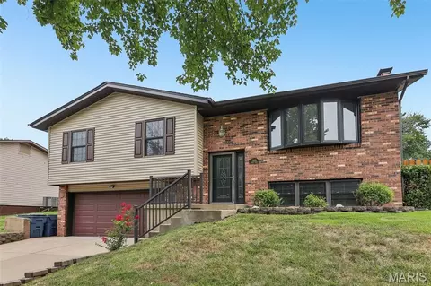 Exterior - 1326 Apollo Dr, Arnold, MO 63010 photo 6 of 23