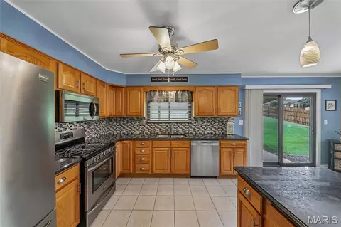 Kitchen - 1326 Apollo Dr, Arnold, MO 63010 photo 5 of 5