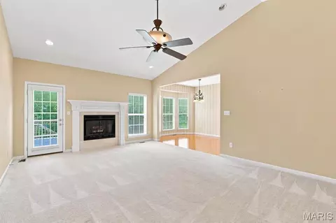 Living - 944 Daffodil Ridge Dr, O'fallon, MO 63366 photo 1 of 1