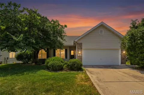 Exterior - 944 Daffodil Ridge Dr, O'fallon, MO 63366 photo 7 of 7