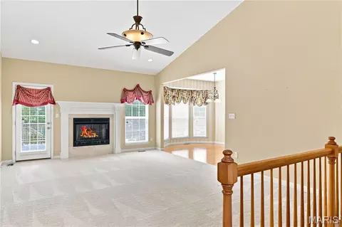 Living - 944 Daffodil Ridge Dr, O'fallon, MO 63366 photo 2 of 6
