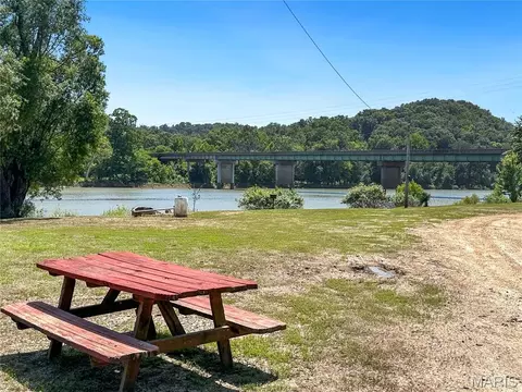 114 Oak St, Morrison, MO 65061 photo 4