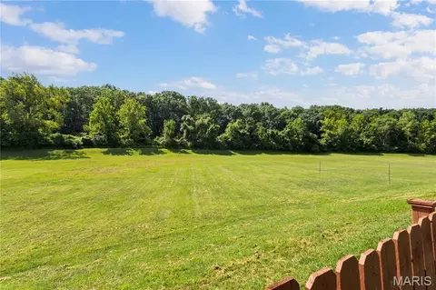 Exterior - 638 Oak Springs Trail Dr, Ballwin, MO 63021 photo 9 of 11
