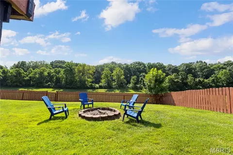 Exterior - 638 Oak Springs Trail Dr, Ballwin, MO 63021 photo 8 of 11