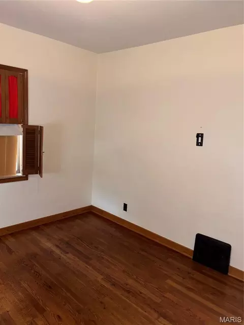 Bedroom - 1607 N Cedar St, Rolla, MO 65401 photo 5 of 9