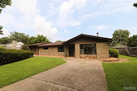2029 Lindell Blvd, Granite City, IL 62040