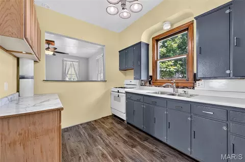 Kitchen - 306 Wood St, O'fallon, MO 63366 photo 2 of 2