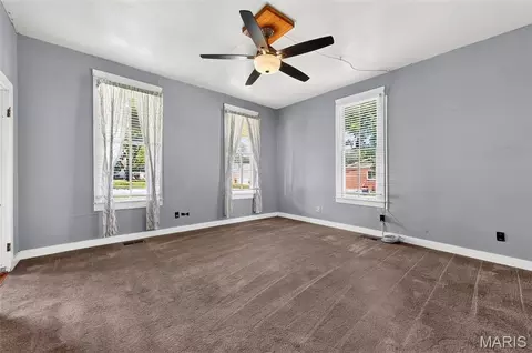 Living - 306 Wood St, O'fallon, MO 63366 photo 3 of 4