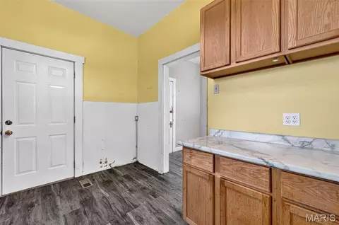 Entry Way - 306 Wood St, O'fallon, MO 63366 photo 4 of 4