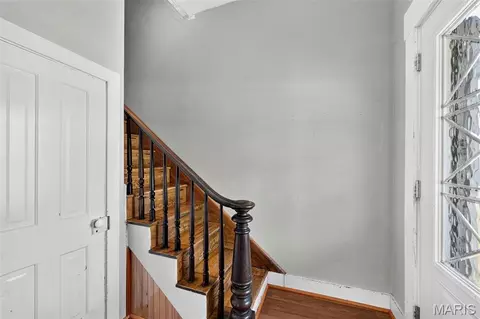 Entry Way - 306 Wood St, O'fallon, MO 63366 photo 2 of 4