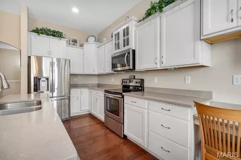 Kitchen - 178 Oakhurst Dr, O'fallon, MO 63368 photo 1 of 2