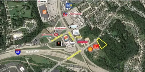 2009 Richardson Rd, Arnold, MO 63010 photo 3
