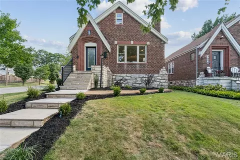 5600 Tholozan Ave, Saint Louis, MO 63109