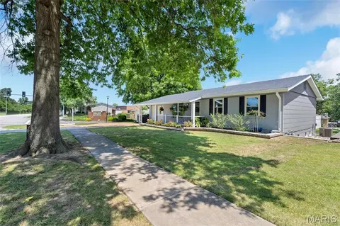 Other - 322 New Ballwin Rd, Ballwin, MO 63021 photo 1 of 11