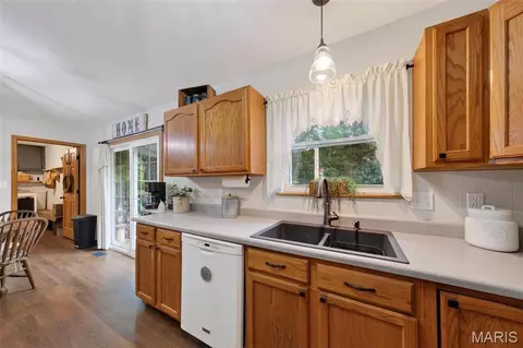Kitchen - 6344 Cedar Dr, Cedar Hill, MO 63016 photo 4 of 5