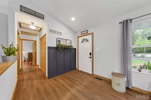 Entry Way - 6344 Cedar Dr, Cedar Hill, MO 63016 photo 3 of 4