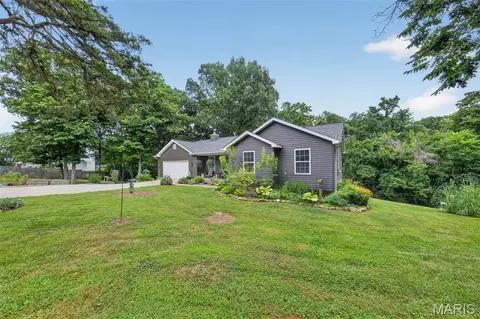 Exterior - 6344 Cedar Dr, Cedar Hill, MO 63016 photo 4 of 25
