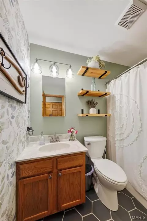 Bath - 6344 Cedar Dr, Cedar Hill, MO 63016 photo 1 of 5