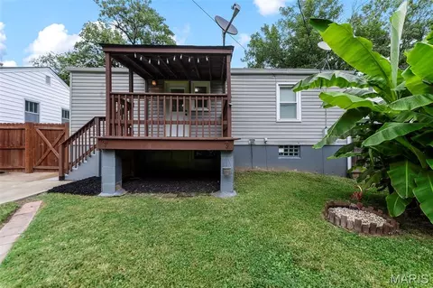 Exterior - 8548 Kathlyn Dr, Berkeley, MO 63134 photo 7 of 9