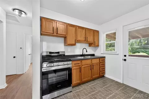 Kitchen - 8548 Kathlyn Dr, Berkeley, MO 63134 photo 1 of 3