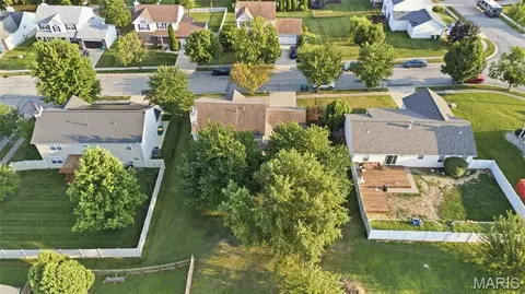 View/Area - 930 Benjamin Dr, O'fallon, IL 62269 photo 9 of 9