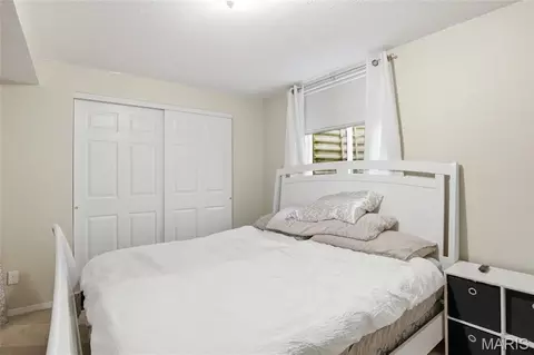 Bedroom - 930 Benjamin Dr, O'fallon, IL 62269 photo 15 of 17