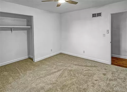 Bedroom - 4600 Hilltop Dr, Washington, MO 63090 photo 7 of 10