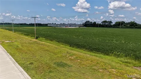 102 Armor Dr, Sikeston, MO 63801 photo 13