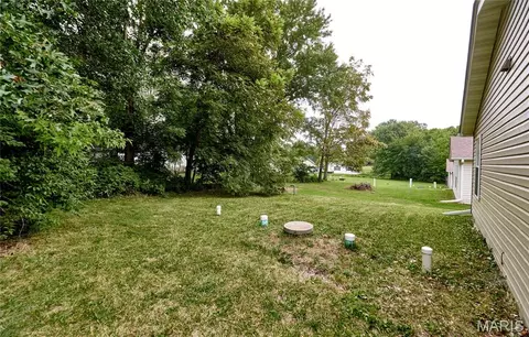 Exterior - 98 Ruth St, Eolia, MO 63344 photo 2 of 2