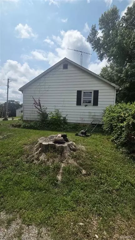 Exterior - 314 Cedar St, Rosebud, MO 63091 photo 2 of 6