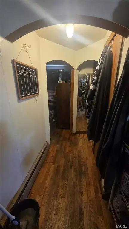 Entry Way - 314 Cedar St, Rosebud, MO 63091 photo 4 of 5