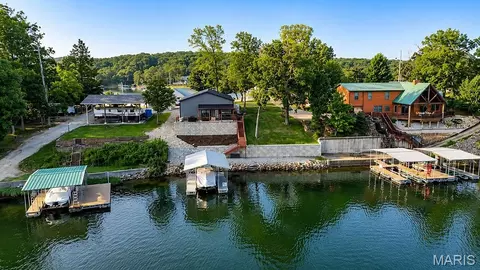 6683 Robin Ln, French Village, MO 63036