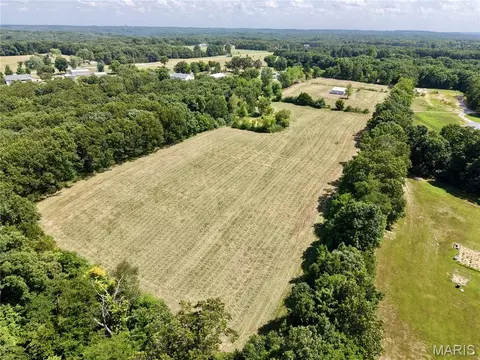 33 Timber Rdg, Marthasville, MO 63357