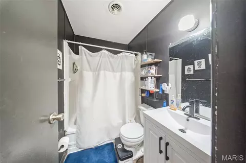 Bath - 5 King Dr, Rolla, MO 65401 photo 1 of 1