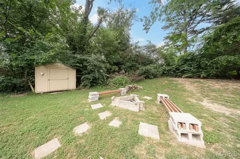 Exterior - 5 King Dr, Rolla, MO 65401 photo 3 of 8