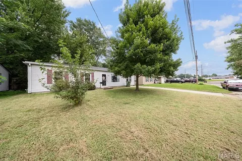 Exterior - 5 King Dr, Rolla, MO 65401 photo 7 of 8