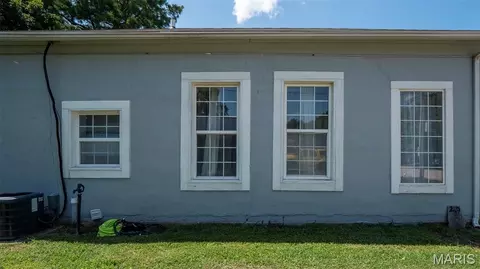 Exterior - 239 Center St, Sullivan, MO 63080 photo 9 of 9