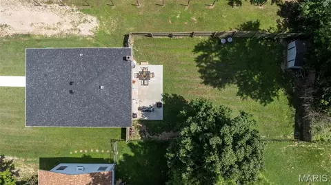 Exterior - 239 Center St, Sullivan, MO 63080 photo 1 of 9