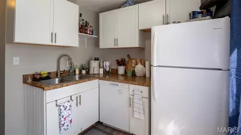 Kitchen - 239 Center St, Sullivan, MO 63080 photo 2 of 3