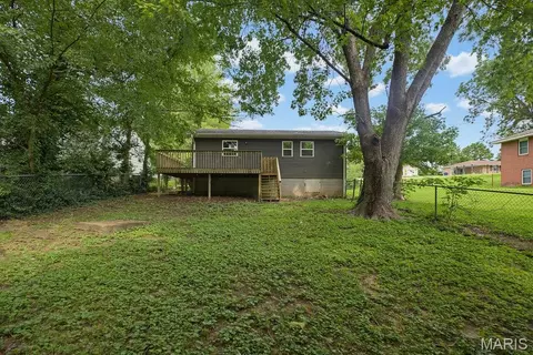 Exterior - 704 Union St, Marble Hill, MO 63764 photo 3 of 5