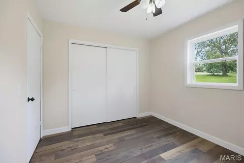 Bedroom - 704 Union St, Marble Hill, MO 63764 photo 2 of 4