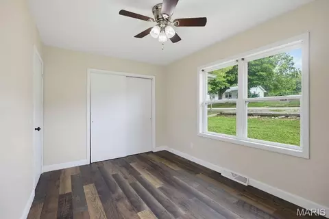 Bedroom - 704 Union St, Marble Hill, MO 63764 photo 4 of 4