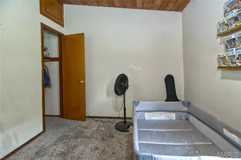 Bedroom - 220 N Olive St, Marshfield, MO 65706 photo 3 of 3