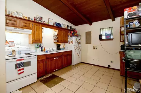 Kitchen - 220 N Olive St, Marshfield, MO 65706 photo 2 of 3