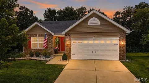 42 Underlay Ct, Wentzville, MO 63385