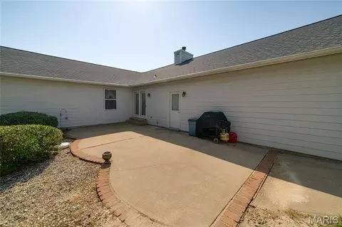 Exterior - 2296 Delaware Dr, Saint Charles, MO 63303 photo 12 of 12