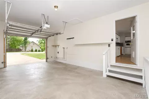 Other - 403 Cox Dr, Cuba, MO 65453 photo 3 of 9