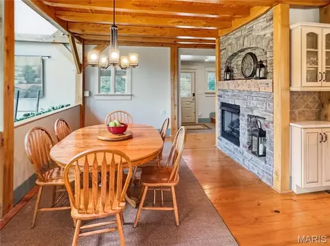 Dining - 507 Leach Branch Rd, Hermann, MO 65041 photo 2 of 7