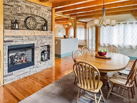 Dining - 507 Leach Branch Rd, Hermann, MO 65041 photo 4 of 7